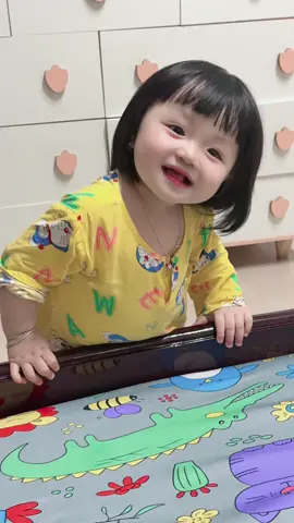 + 1 máy sợ chuột 😆, kiu bình thường đâu có chịu lên ngủ đâu 🤣🤣#xuhuong #baby #embedangyeu 