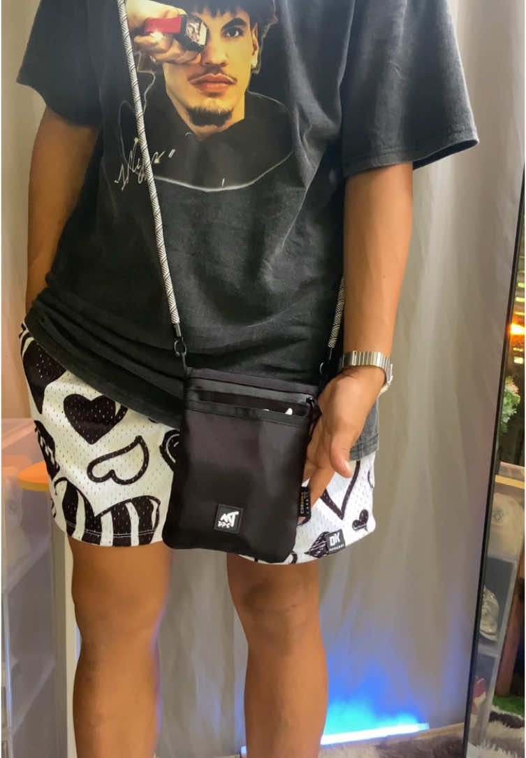 Mini Crossbodybag Solid🥵🫶🏻 #foryou #minibag #crossbodybag #slingbag #shoulderbag 