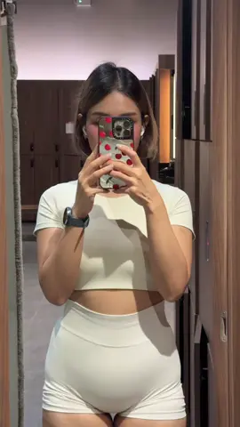 🐇                                                                         #OOTD #fyppp #GymTok #gymmotivation🏋️‍♀️ 