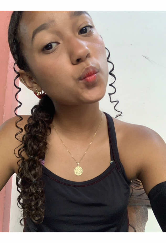 El propio colador 🥰 #fyppppppppppppppppppppppp #volleyball #centro #voleibol #block 