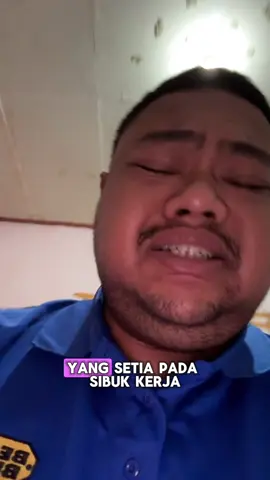 setia itu sibuk