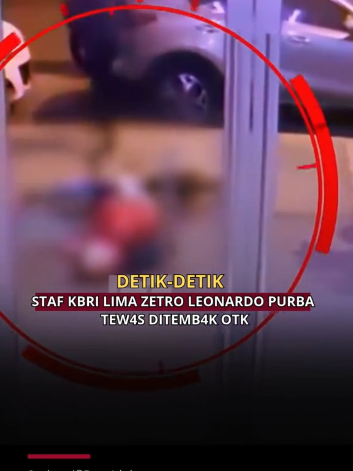 Staf KBRI di Lima Zetro Leonardo Purba, tew4s ditembak orang tak dikenal pada Senin malam (1/9). Rekaman CCTV memperlihatkan detik-detik tragis ketika Zetro ditembak tiga kali tak jauh dari tempat tinggalnya di kawasan Lince, Lima. Polisi Peru tengah menyelidiki kasus ini, sementara KBRI sudah berkoordinasi dengan Kementerian Luar Negeri Peru. #KBRI #indonesia🇮🇩 #viral #foryou #fyp 