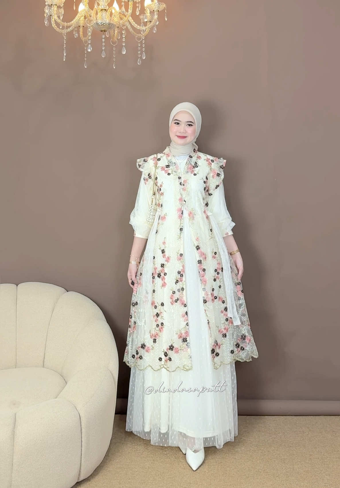 Saat nya dari sekarang war dress lebaran!😍✨ by @Candyladystore #fyp #outfit #racuntiktok #OOTD #outfitideas #setelankondangan 