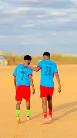 zxb hal iyo labo 🥇⚽️ max naku darso 🙏  aniga iyo zxbkey Afjab 