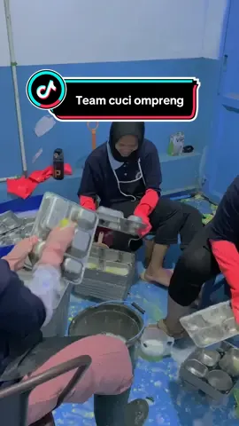 Team cuci ompreng Sppg.kebon hui  #makanbergizigratis #sppgkebonhui #mbg #sppg #makananbergizi 