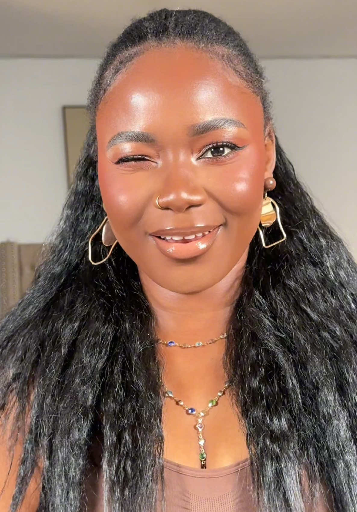 Antwort auf @Jisu🐿️ #makeup #makeuptransition #makeupchallenge #transitionchallenge #makeuptrend 