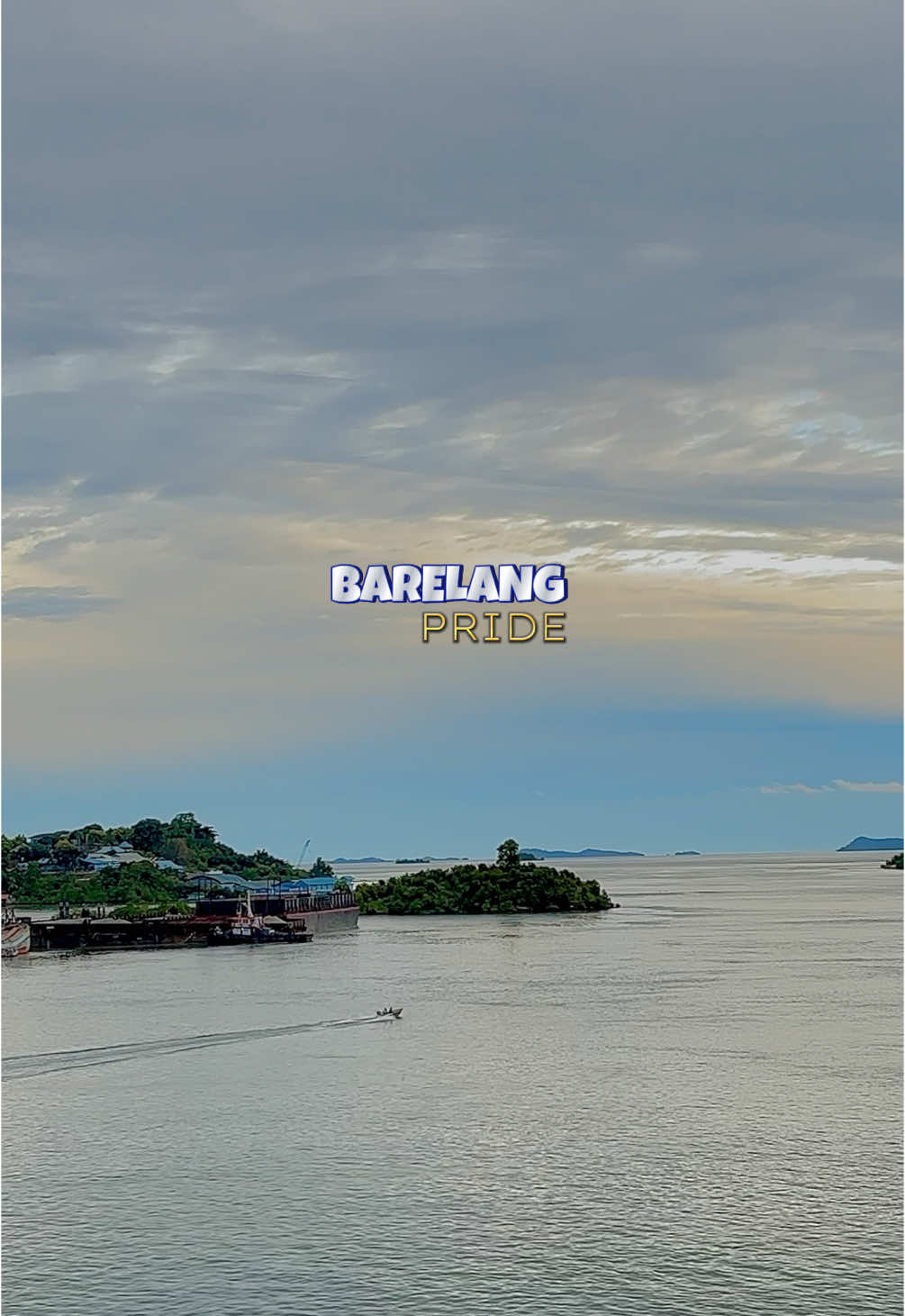 Sisi keindahan Barelang di Sore hari , sejenakk capek hilang ☀️ 📍Jembatan Barelang, Batam  #batamtiktok #fyppppppppppppppppppppppp #batamhits #batamviral #barelangbatam #jembatanbarelang 
