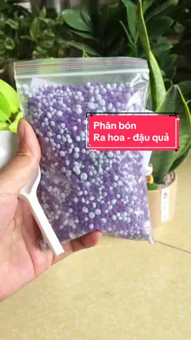 Phân bón tổng hợp, giúp cây ra hoa - đậu quả. Túi nhỏ 29k #phanbon #rahoađậuquả #phanbonhuuco 