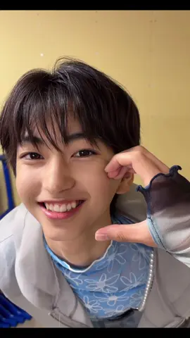 おいで、いぶにゃん🐱 #超特急してみない？  #超特急_キャラメルハート  @超特急🪐OFFICIAL #BATTLEBOYS #涼瀬一颯 #田村颯大 