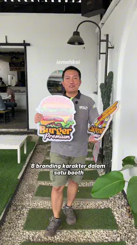 8 Branding Karakter dalam 1 booth. Bisa untuk trial eror bisnis. Nah @kuliner_majenang_hits lagi open kemitraan bagi yang mau mulai bisnis F&B tanpa ribet dengan menu kekinian. Caranya mudah, kepoin aja @kuliner_majenang_hits & @hay_minda_official kalian akan diajarkan cari cuan dengan mudah melalui bisnis F&B. Follow @kuliner_majenang_hits  Follow @hay_minda_official  Follow @iemahkai  #kuliner #umkm #woodart #entrepreneurship #entrepreneur    