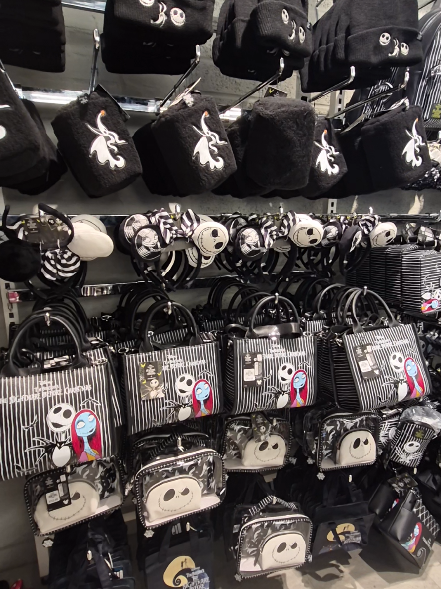 NIGHTMARE BEFORE CHRISTMAS HAS LANDED at @Primark  #primark #Halloween #nightmarebeforechristmas #fyp #pov 