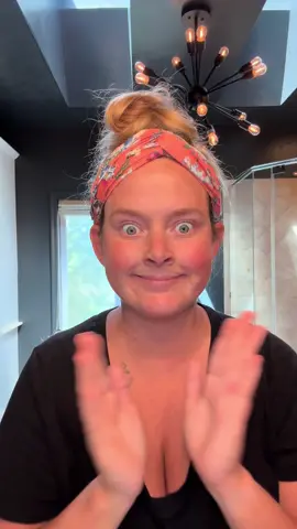 Wait for it.. 🤯 #facescrubber #skincare #MomsofTikTok #creator #freesample 