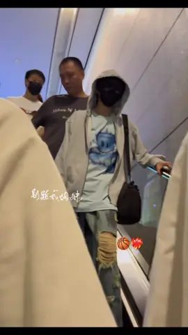 ទីបំផុតមកវិញហើយ🥹🩵真的想你啊哼哼😭#chenyiheng #chenyiheng_陈奕恒 #tffamily_4th_generation #tffamily🇨🇳💫 #tf家族练习生 