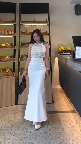 feel elegant wear this lunar skirt outfit 🫶🏻✨ #Kawisari #scubapremium #LunarMermaid #rokduyung #RokMermaid 