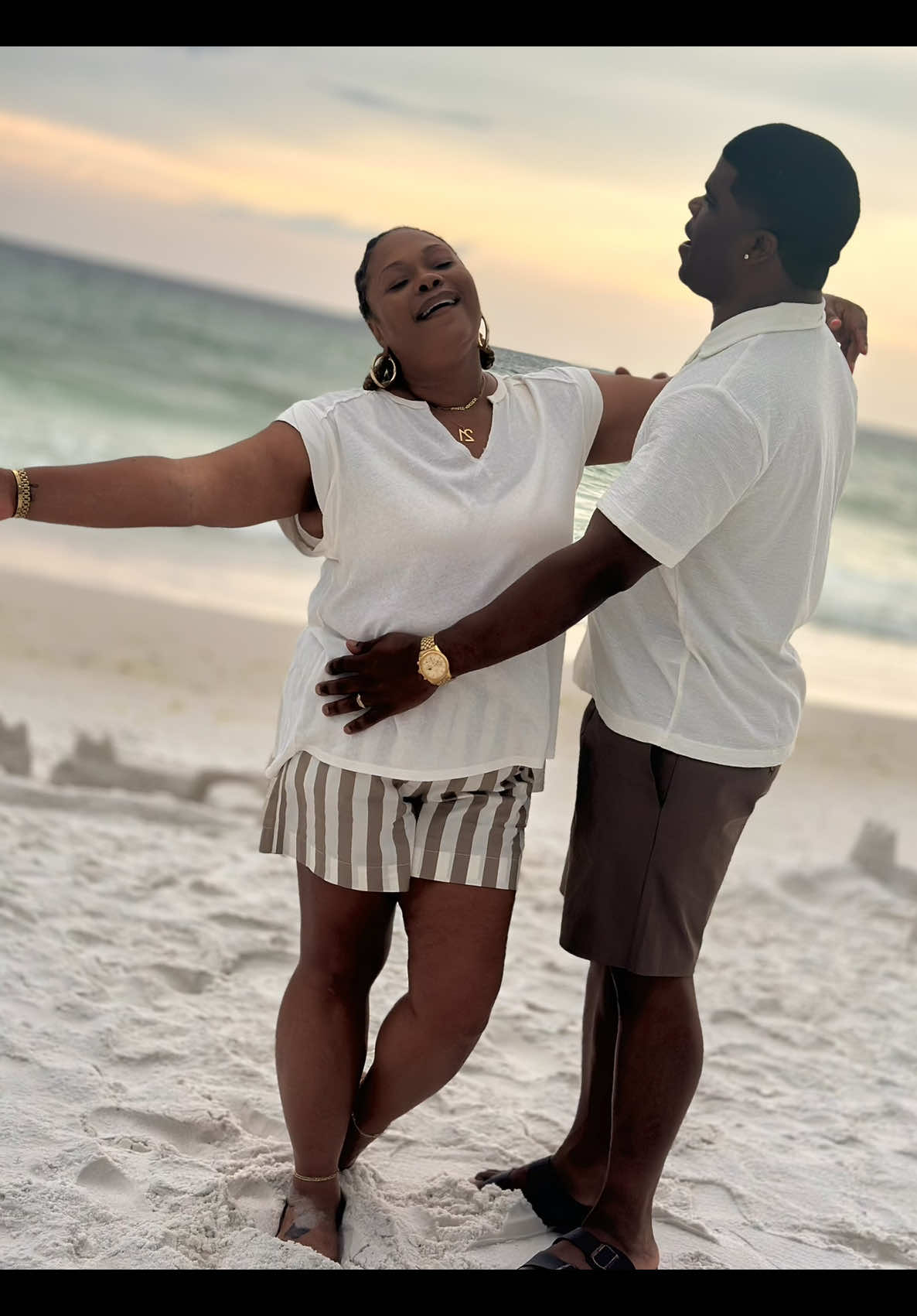 Hey Girl! I looked a mess but I had to get this out.  Where are the “Husband Girls”?  Tag that man sis! @SFCDavidson  #husband #fyp #21living💚 #llk💚🕊 