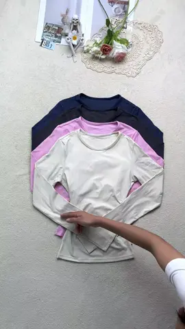 Women’s sport long sleeve🫧🫧💕Sports tee 🔥—every girl needs one! 💕💕 #gymwear #GymTok #fittedtee #gymbros #workoutshirt                             