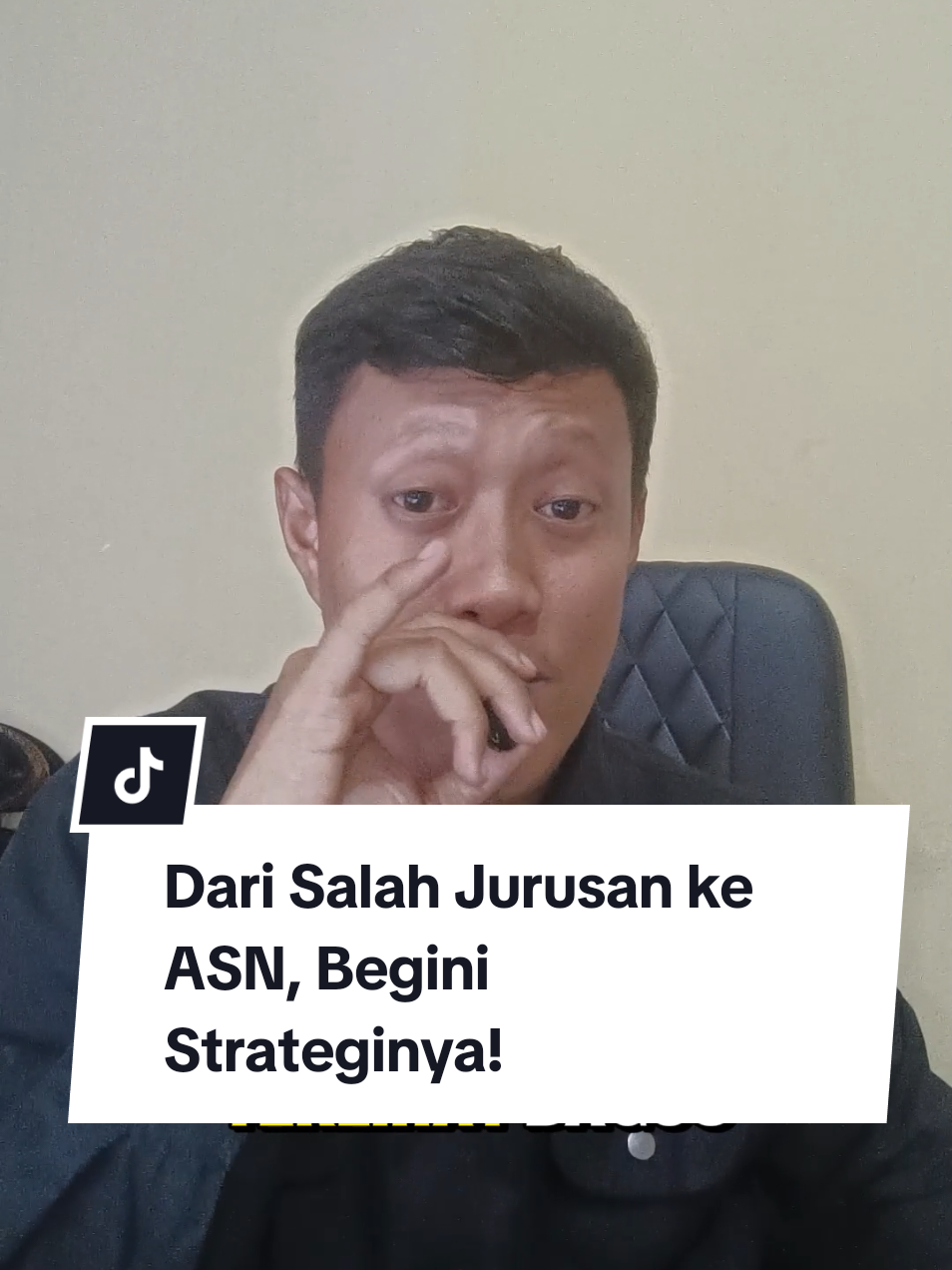 Inilah perjalanan panjang saya dari seorang yang bingung memilih jurusan kuliah, hingga akhirnya bisa lulus CPNS dan menjadi ASN. Ini bukan tentang cerita sukses semata, tapi tentang strategi memilih jalan dan bertahan di jurusan yang tidak saya kuasai.. #asn #fyp #perjalananhidup #karir 