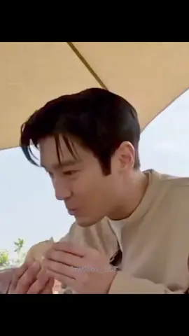 Le digo eso y Siwon me avienta agua bendita 😅 #Humor #ChoiSiwon #SujuEdit #SuperJunior #HumorKpoper 