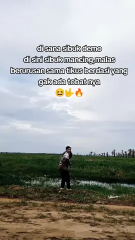 yang paham-paham ajaa 😆🤟🔥 #casting #castingfishing🎣 #riau_pekanbaru #riau_pekanbaru #riau #rokanhilir #toman #gabus #viralvideo #angler #trend #viral #strike 