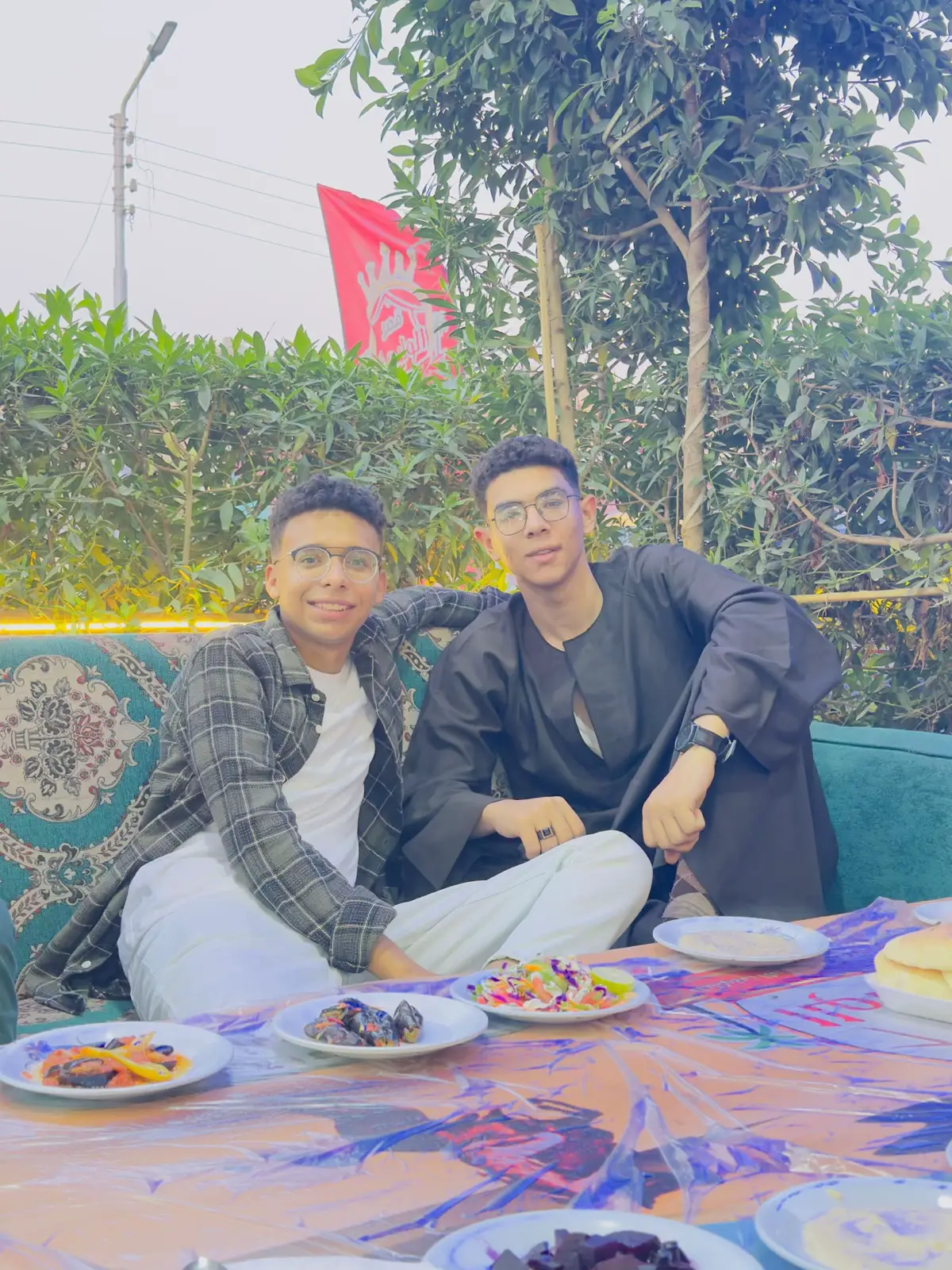 @عمك  كتف ف كتف دراع ف دراع🫶🏼♥️