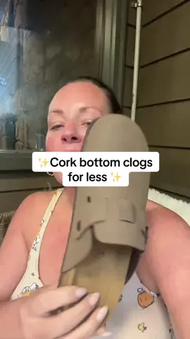 Pillowy soft pads keep your feet so happy inside these @Cushionaire cork bottom clogs #clogs #birks #clogshoes #womensclogs #fallshoes 