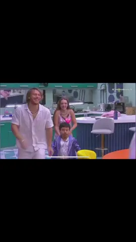 No me podía dormir sin antes dejar esta joyita #elaineharo #aldodenigris #lacasadelosfamososmexico #LCDLFM 