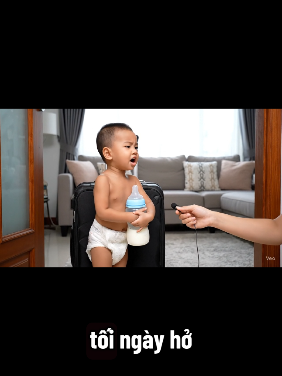 mẹ Hằng chọc em bé hoài #embetraloiphongvan