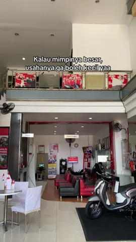 Kalau mau honda, usahanya ga boleh kecil ya🥰 Yang semangat!!   #xyzbca #foryoupage❤️❤️ #dealerhonda 