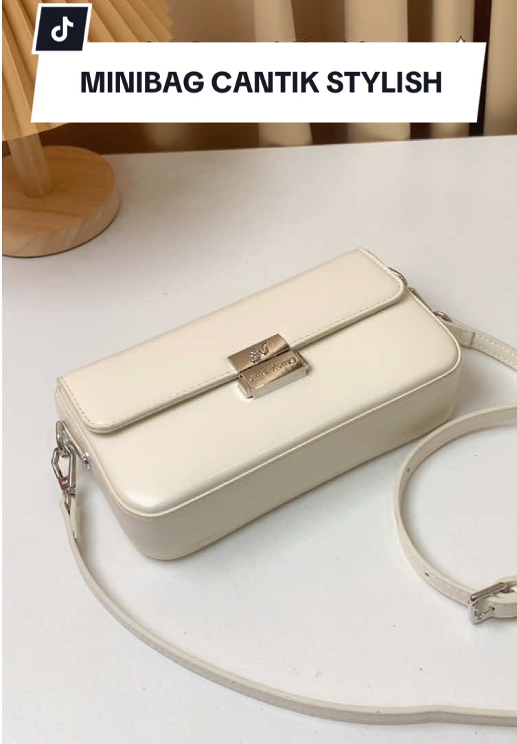 Slingbag yang selalu jadi andalan buat kemanapun karna cantik banget Jolene Bag Jims Honey 💖😍  #jolenebagjimshoney  #Jimshoneypusatmakassar #PromoGuncang99 #GajianSale -orv 