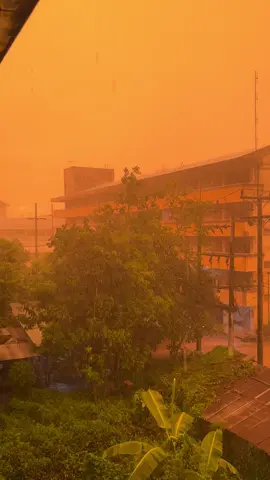 ท้องฟ้าสีส้ม🌦️🧡 #ตันหยงมัส #ระแงะ #นราธิวาส #ท้องฟ้า #เธรดท้องฟ้า 