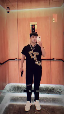 Tự dưng mình lại hoá thành người đáng thương…Đáng để được Thương…😬🙂 #lgbt🌈 #xuhuong #trending #capcut 