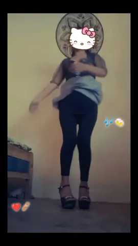 #CapCut Comprendanme porfavor🙁❤️‍🩹#fyppp_viraltiktok💕 #canciones🎶🎼🎤 #bolivia🇧🇴tiktok #CholitaAnni💕💫 