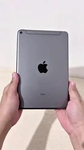 iPad Mini 5 – 256GB 🫶🏻Available na! Unahan na! Baka bukas iba na may-ari 😍 sulit and classy pa 🤍 DM us on our page to order (link in the bio) #MiniPeroPowerful #iPadMiniVibes #StudyWithiPad #WorkSmartPlayHard #GadgetFinds #FYP #TrendingPH #iPadOnTheGo