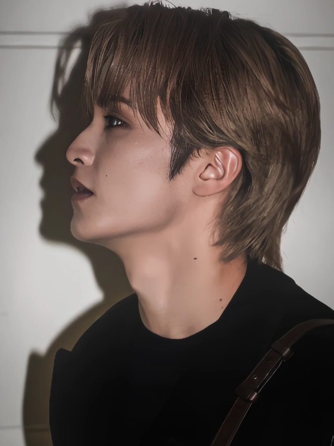 man 😵‍💫🤤😫 #마크 #marklee @aull. | preset & am prem rbio 