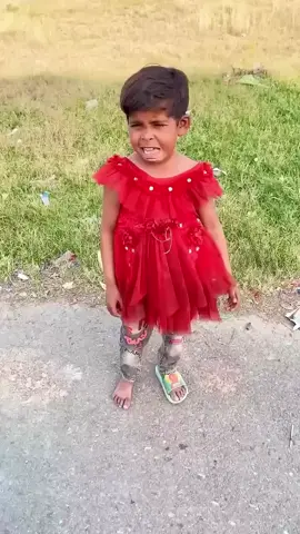 baby wants slippers #funny #xaxifun #cute 
