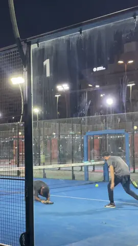 حلق عليه حلق عليه 😂😂 #hpadel #fyp 