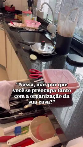 Só fico em paz se a casa estiver arrumada, alguém mais é assim? 🤭😊 . . #lardocelar #donadecasa #decoração #organização