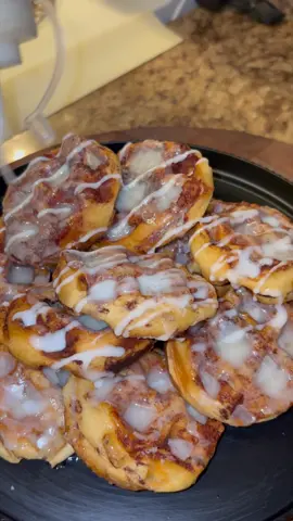 One bite of these waffles and you hooked, no cap 🧇  Ingredients: Cinnamon Roll Buns (2pack) Pam Smoked Chicken Sausage Seasoned Tater Tots (1lb) Parmesan cheese Whole Milk (1/2 cup) Powdered Sugar (4 cups)  Steps: • Grease baking sheet. Add cinnamon rolls and bake on 375° for 13-17 minutes. Place in heated waffle iron for 1 minute. Plate your food and enjoy! OFFTHESAUCE©️ #cinnamonroll #waffles