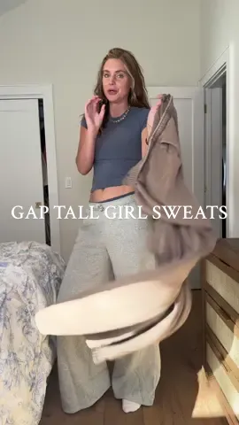 Tall girls run!! Sweats that are actually LONG #tallgirlsweats #longlegs #fallfashion #TikTokShopCreatorPicks #comfyfallfashion 