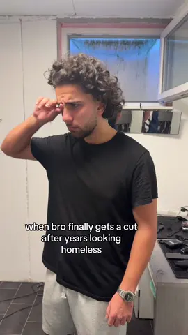 Yes it’s me the guy with the long curly hair bro…🥀 #haircut #hair #newhair #funny #relatable 