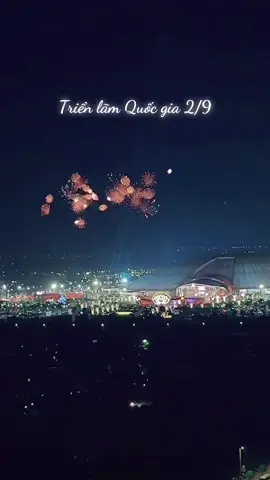 Pháo hoa chào mừng Quốc Khánh 2/9 tại Trung tâm Triển lãm Quốc gia 🇻🇳🇻🇳🇻🇳 #quockhanh #canhdep #foryou #2025 #vietnam 