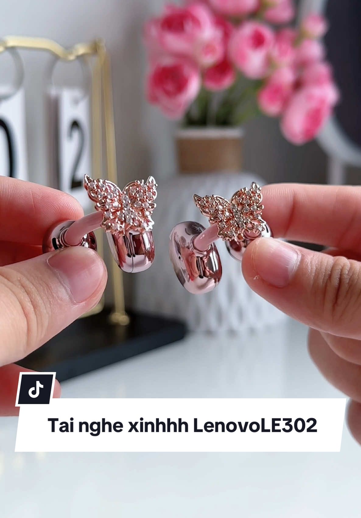 Chọn ngay Lenovo LE302 – tai nghe vừa hay vừa êm, thêm phụ kiện đính đá càng thêm sang✨#LenovoLE302 #TaiNgheThoaiMai#PhuKienTrangTri#TaiNgheBluetooth #bluetooth 