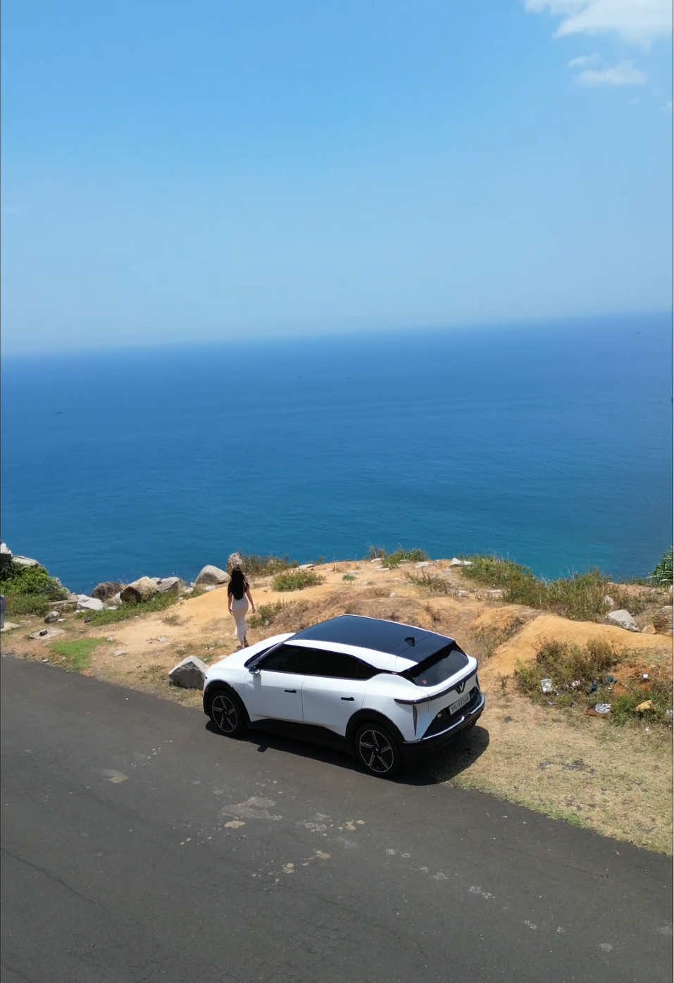 Tuổi trẻ và tự do, em cùng VF7 đi muôn nơi 🌊⛰️   #vf7plus #vinfast #phuotxedien #xuyenviet #phuototo 