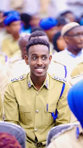 Rajadaydu waa in aan maalin kasta kor u sii socdo. Haddii aad hiigsato inaad dayax-gacmeedka gaarto, waa suurtagal. Dadaal iyo Rabbi talo saarasho ayaa ah furaha guusha.