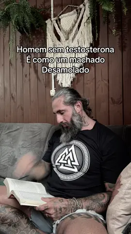 📚 A mente afiada fortalece o corpo. A leitura e os hábitos de desenvolvimento mental não apenas expandem sua consciência, mas também impactam diretamente no equilíbrio hormonal. Um homem que não treina a mente perde energia, foco e vitalidade. ⚔️ Corpo forte precisa de uma mente disciplinada. Em breve, vou abrir as portas de um treinamento exclusivo sobre testosterona, onde você vai descobrir como alinhar mente, corpo e espírito para recuperar sua força interior. 👉 Fique atento. Sua transformação começa na sua decisão. 