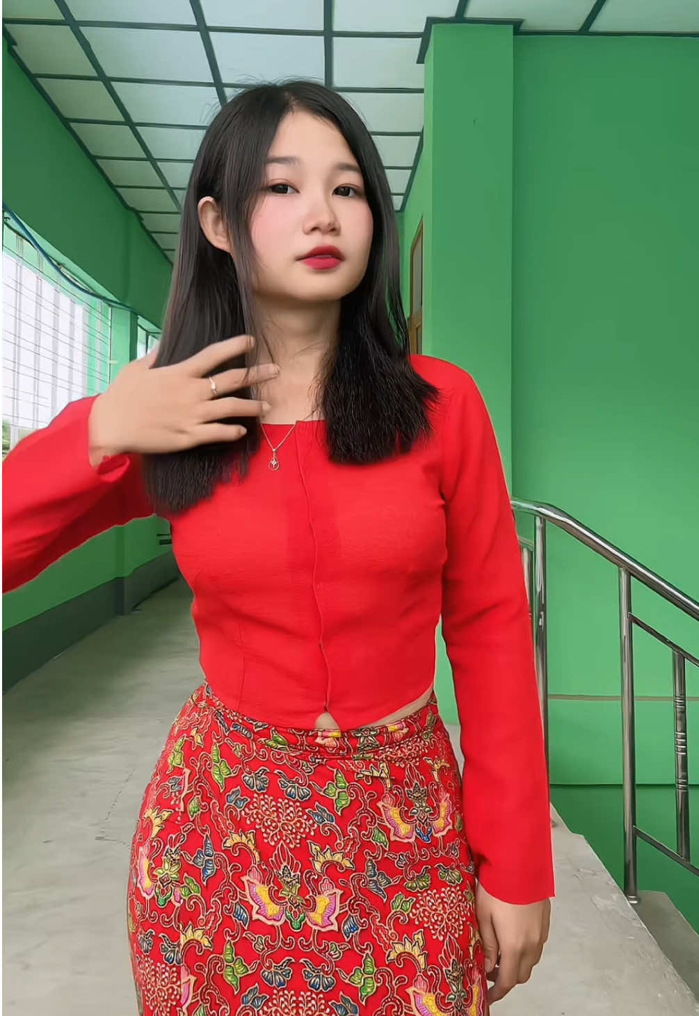 Examပြီးမှ့ပဲ ပြန်လာခဲ့မယ်😙💕#CapCut #fyppppppppppppppppppppppp #tiktok #trend #dance @TikTok 