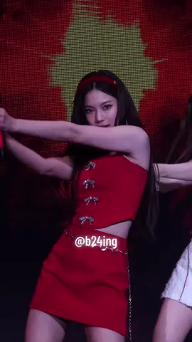 250823 스테이씨 아이사 SO BAD 직캠 STAYC ISA fancam  原点にして頂点🥹✨ #STAYC #스테이씨 #ISA #아이사 #アイサ 