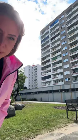 Werbung wegen Tiktok Shop ✨ ich glaube die beige hole ich mir auch noch 😅 Schutz vor Wind, Regen & Café-Spritzer – stylisch im PUFFIT-Look! #puffit #puffitjacke #regenjacke #raincoat @PUFFIT DE 