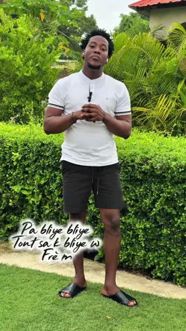 Pa mande sa yo pot pou vann si yo konprann wap achte figi yo 🙌🏾 #punchline #freestyle #belpawolliye #slam #poesie 