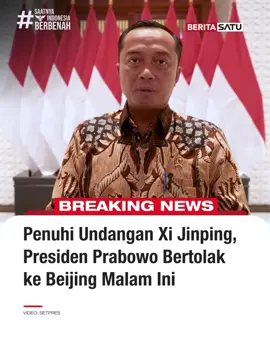 Presiden Republik Indonesia Prabowo Subianto bertolak menuju Beijing, Tiongkok, Selasa malam (2/9/2025) dengan rombongan terbatas menggunakan pesawat dari Pangkalan TNI AU Halim Perdanakusuma, Jakarta, untuk memenuhi undangan resmi Presiden Xi Jinping menghadiri peringatan 80 tahun sekaligus parade militer di Beijing. Menteri Sekretaris Negara Prasetyo Hadi menyebut keberangkatan ini sempat tertunda karena dinamika dalam negeri, namun Presiden Prabowo menilai penting menjaga hubungan baik dengan Tiongkok serta berkesempatan bertemu sejumlah pemimpin dunia. Selalu update di BeritaSatu.com, Youtube BeritaSatu, dan BeritaSatu TV! #PrabowoSubianto #XiJinping #SaatnyaIndonesiaBerbenah #BeritaSatu